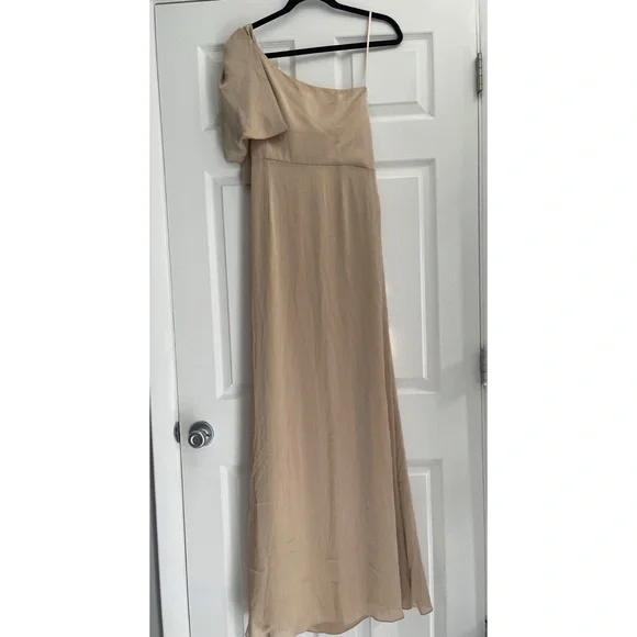 BHLDN Sachin & Babi Chelsea One Shoulder Bow Gown in Neutral 8 - Picture 10 of 10